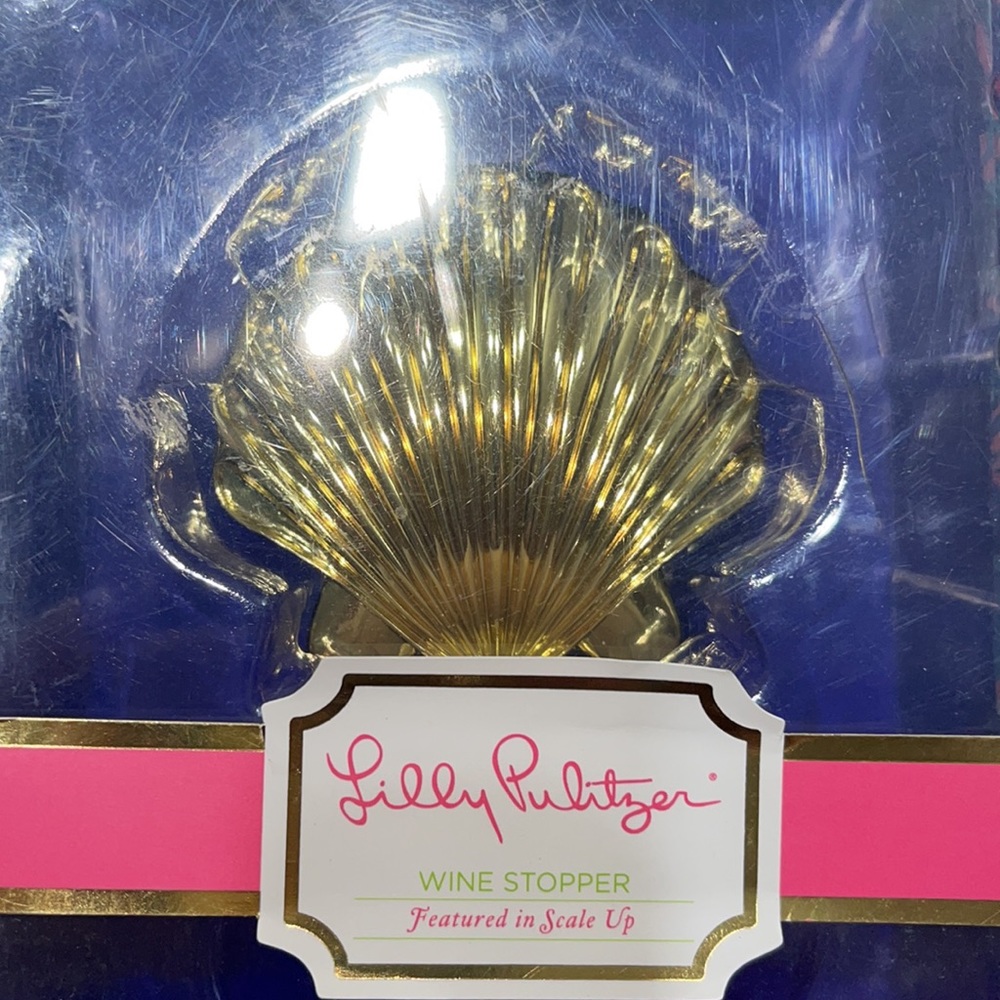 Lilly Pulitzer Shell Gold Wine Stopper